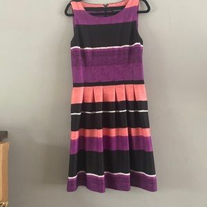 Ivanka Trump Pretty lined pleated colorful dress size 14